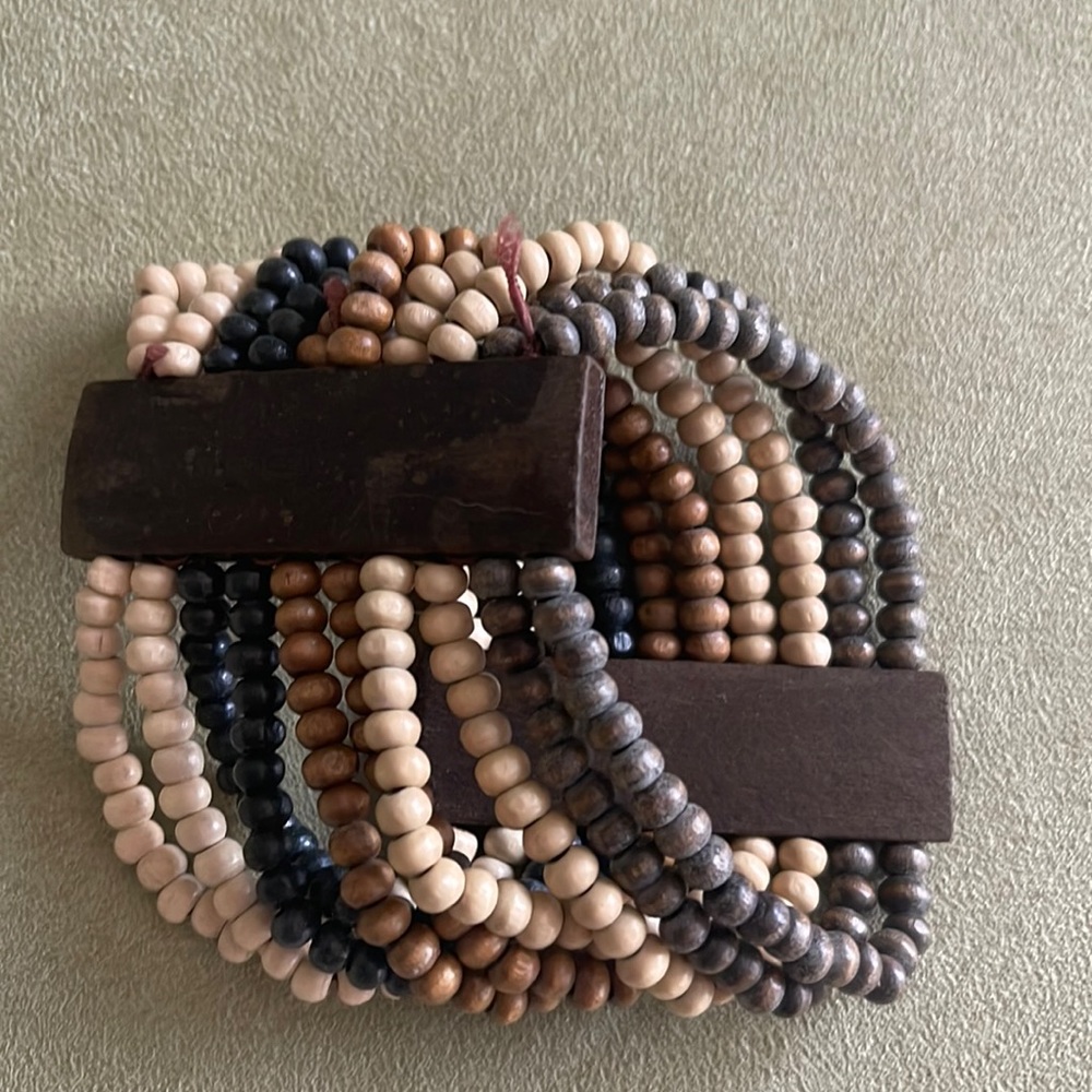 Beaded wooden bracelet